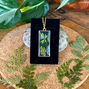 Botanical Resin plant flower necklace